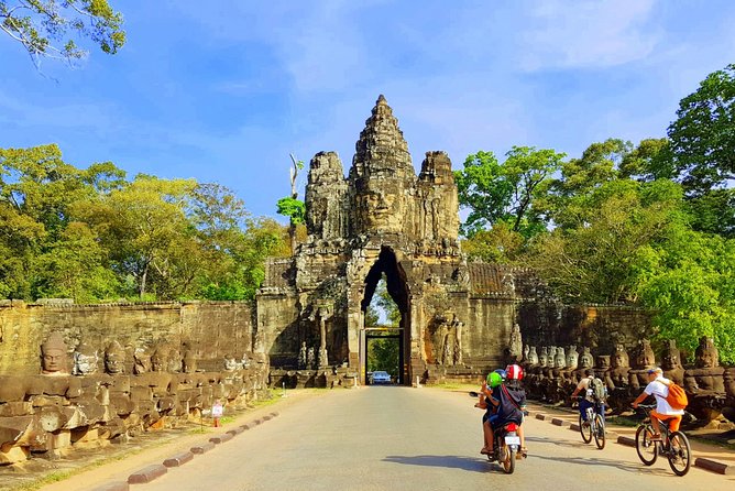 Private 1DAY Tour: Angkor Small Tour With Banteay Srei or Pink Lady Temple. - Meeting and Pickup