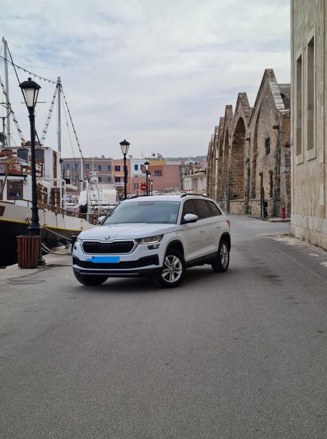 Private Airport Transfers From Chania Airport to Platanias - Vehicle and Amenities