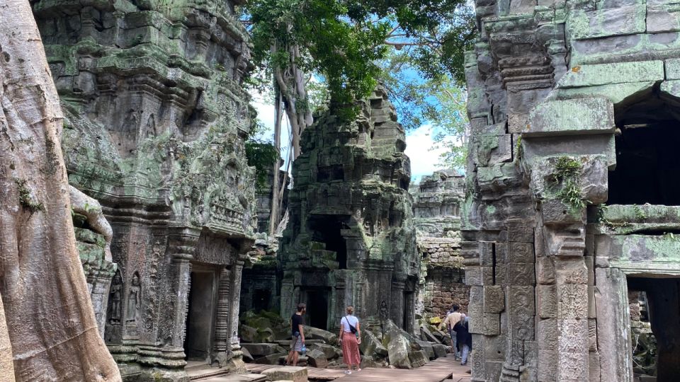 Private Angkor Wat and Jungle Temple Tour - Detailed Itinerary