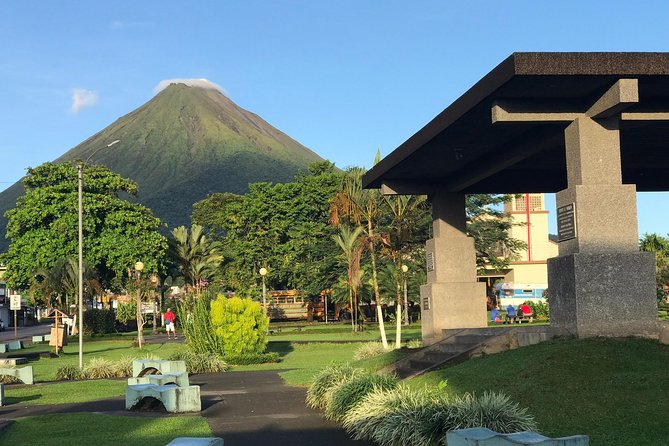 Private Arrival Transfer: San Jose Airport to Arenal Volcano or La Fortuna Town - Inclusions