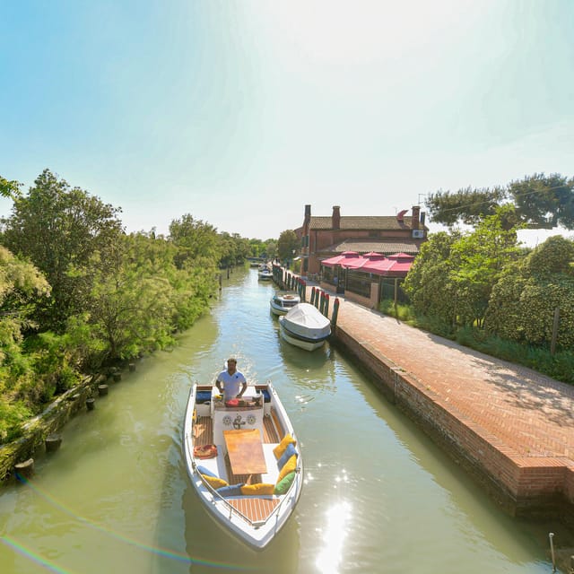 Private Boat Tour to Murano, Burano With Local Real Guide - Highlights of the Experience