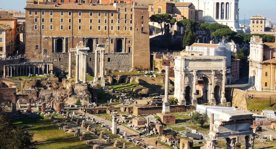 Private Colosseum, Roman Forum, and Palatine Walking Tour - Colosseum Experience Highlights