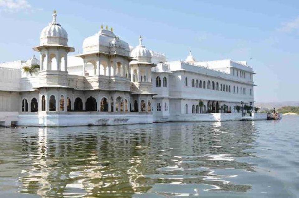 Private Full-Day Udaipur City Tour With Optional Guide - Attractions Included