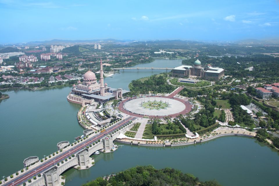 Private Kuala Lumpur and Putrajaya Highlights in One Day - Highlights of the Itinerary