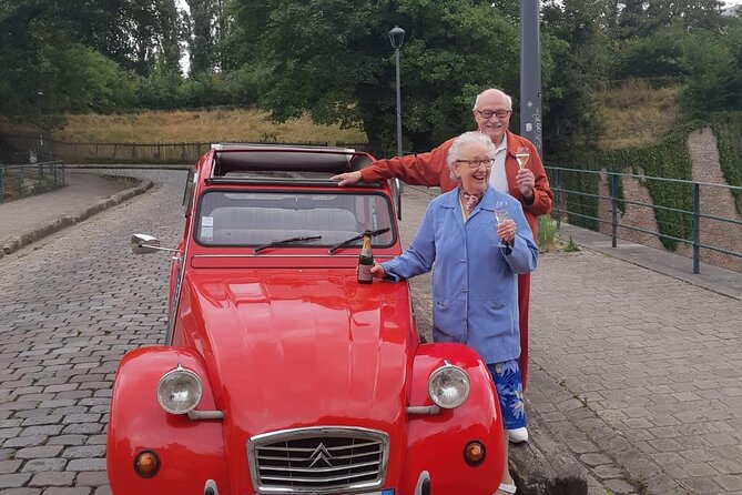 Private Lille Tour by Classic Convertible 2CV With Champagne - Tour Features