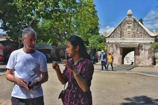 Private Royal Heritage Tour: Yogyakarta Palace, Watercastle, Sonobudoyo Museum - Sustainable Tourism Practices