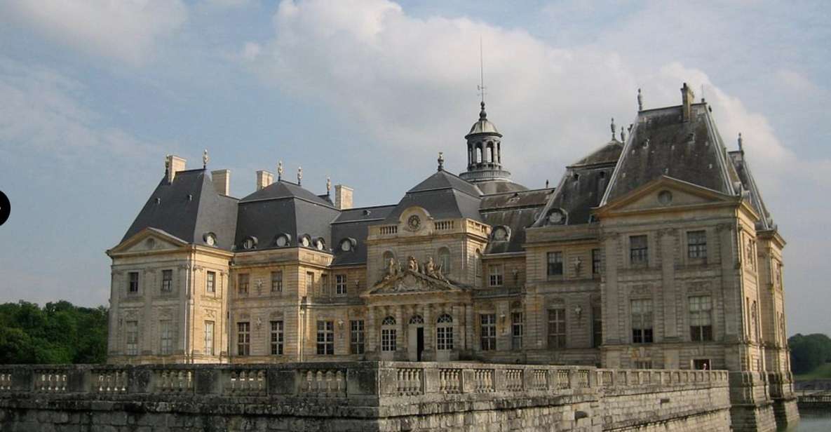 Private Tour: Chateaux De Vaux Le Vicomte & Fontainebleau - Itinerary Details