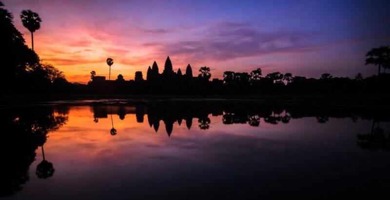 Private Tour to Kampong Phluk Leading by Expert Guide - Discovering Kampong Phluk