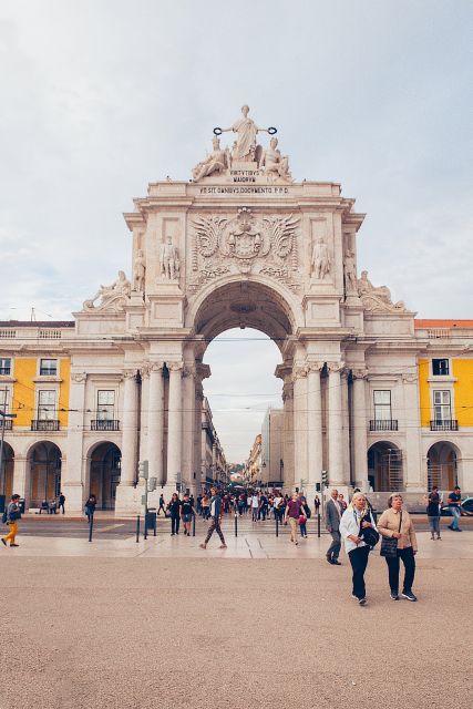 Private Transfer: Seville to Lisbon - Pickup and Itinerary