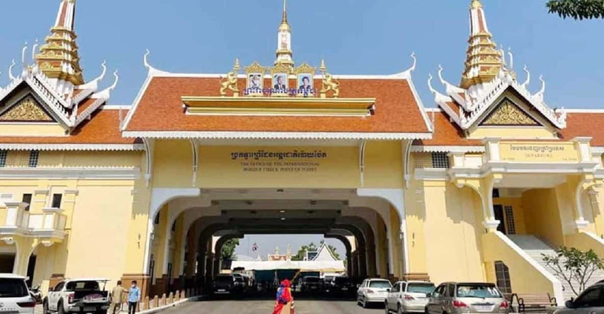 Private Transfer Siem Reap to Poipet Thailand Border - Vehicle Options