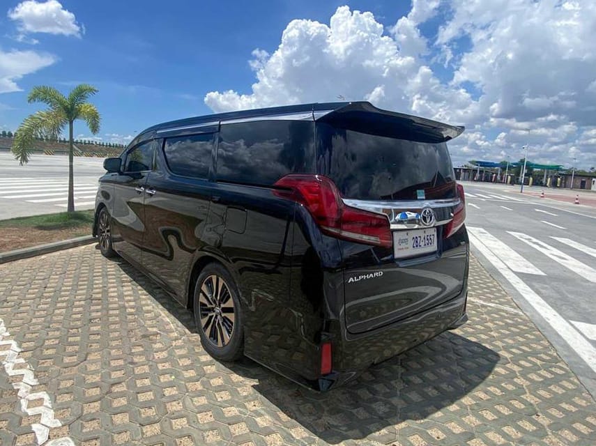 Private Transfer VIP Vehicle Phnom Penh - Siem Reap - Driver Qualifications