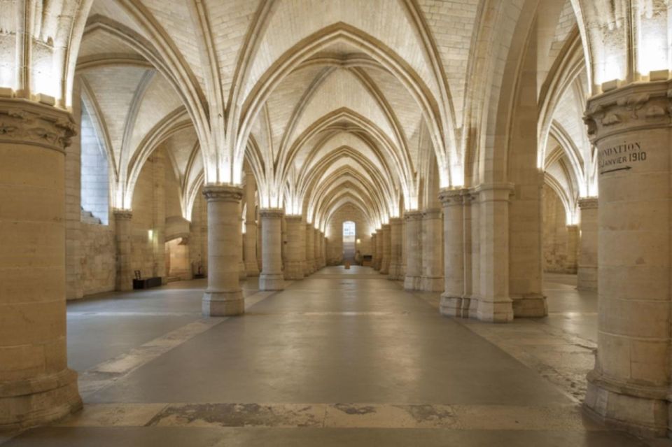 Private Walking Tour: Ste-Chapelle, Conciergerie, Notre Dame - Itinerary Details