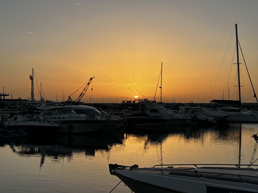 Puerto Banús: Sunset Sail in Marbella With Drinks & Snacks - Experience Highlights