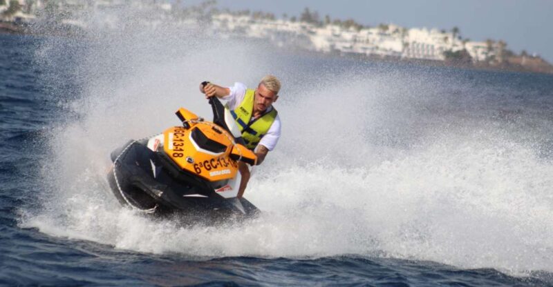Puerto Del Carmen: Single or Double Jet Ski Rental - Experience and Features