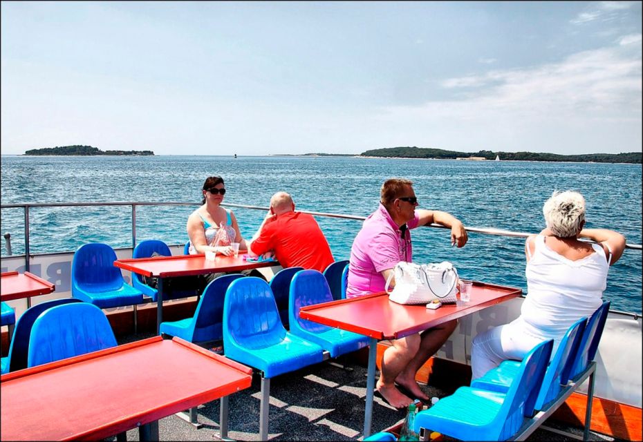 Pula: Harbor Cruise With Unlimited Drinks - Experience Highlights