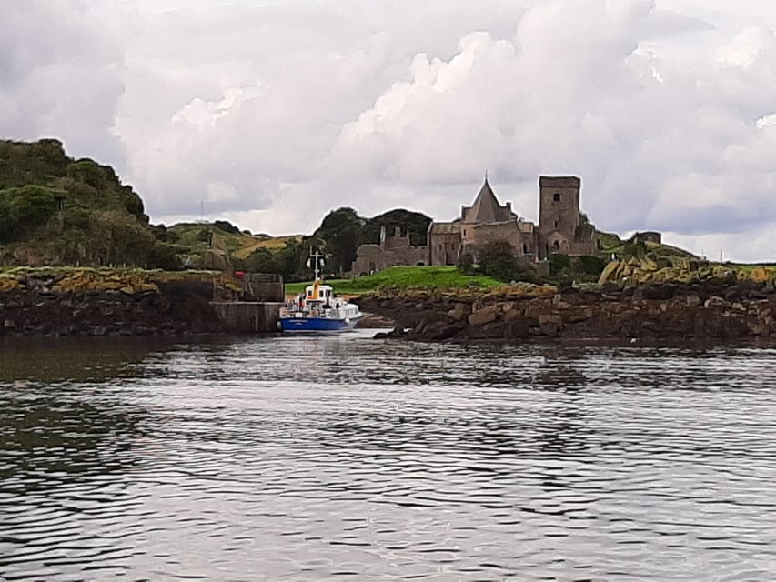 Queensferry: Sightseeing Cruise to Inchcolm Island - Itinerary Highlights