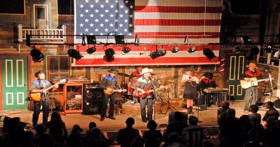 Rapid City: Chuckwagon Supper & Music Variety Show - Chuckwagon Meal Details