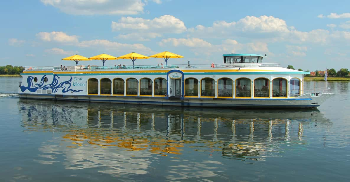 Regensburg: Lock Cruise - Experience Highlights