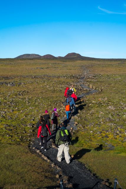 Reykjavik: Thrihnukagigur Volcano Guided Hiking Day Trip - Hiking Details