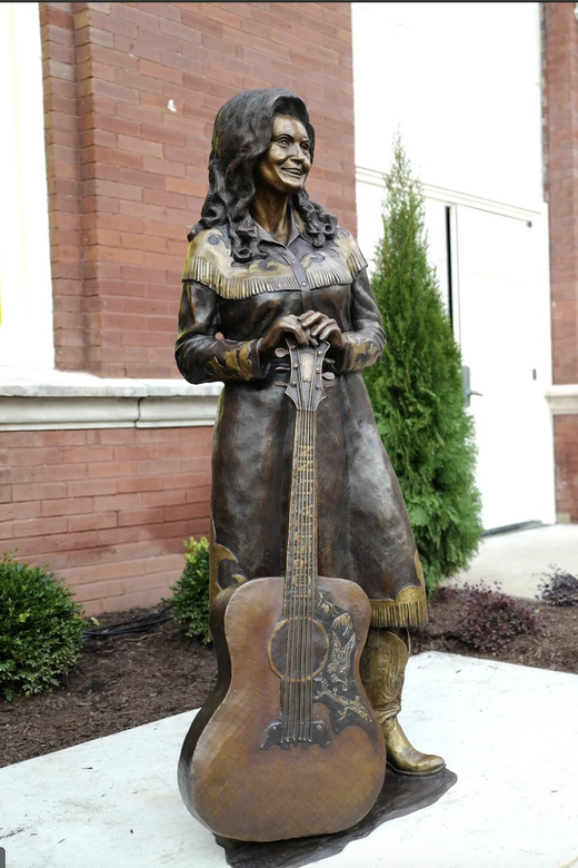 Rhinestone Roots: Nashvilles Country Music History Tour - Historical Significance