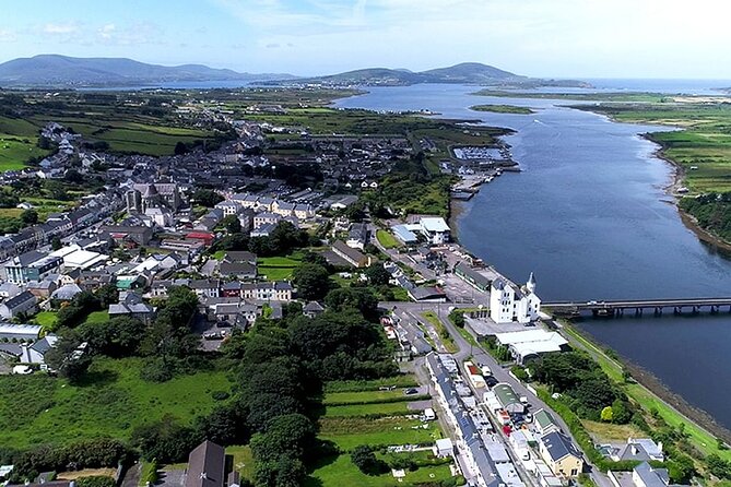 Ring of Kerry Private Day Tour From Killarney - Kerry Bog Village Museum