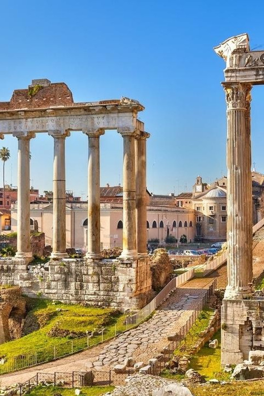 Rome: Colosseum Guided Express Tour With Fast Track Entry - Itinerary and Experience