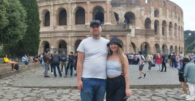 Rome: Pizza Tasting and Best Gelato Food and Colosseum Tour - Itinerary