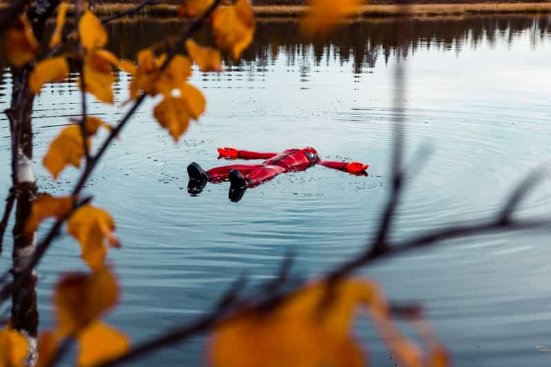 Rovaniemi: Arctic Autumn Floating - Experience Highlights