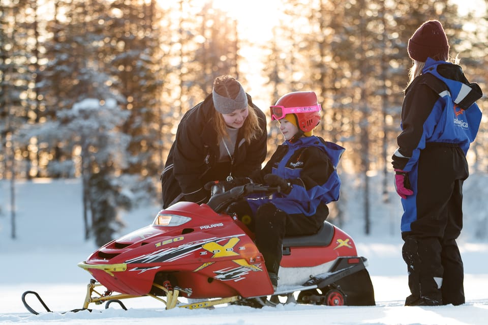 Rovaniemi: Family Snowmobile Trip With Guide and Picnic - Experience Highlights