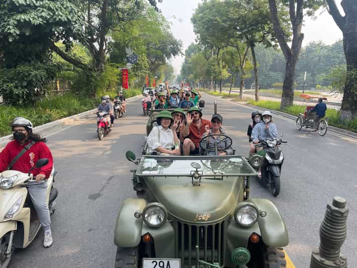 Sai Gon Jeep By Night Street Food Tour 4 Hours - Food and Attractions