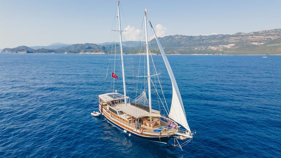 Sail Turkey: 18-39S Gulet Cruises for Young Adults - Daily Activities