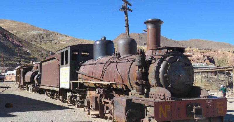 Salar De Uyuni and Lunch - Itinerary Details