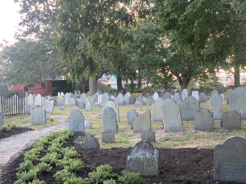 Salem: Self-Guided Ghost Tour - Tour Features