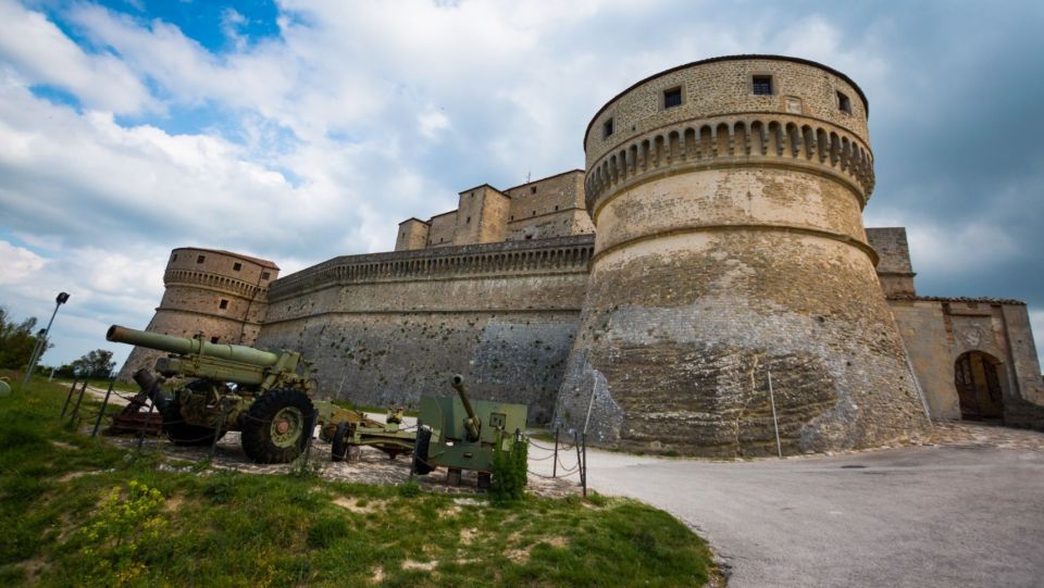 San Leo: Fortress Entry Ticket and Cagliostros Prison - Fortress Overview