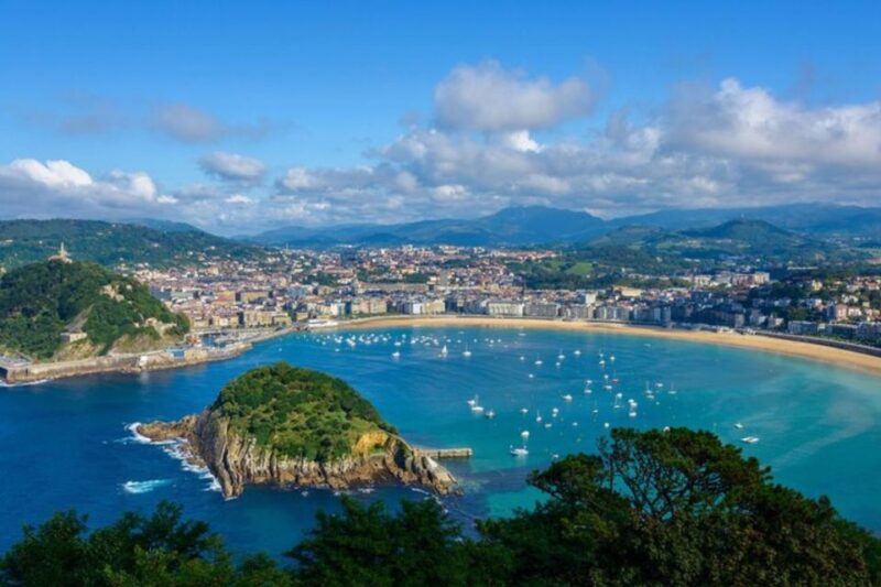 San Sebastian: Private Custom Walking Tour With a Guide - Customizable Experience