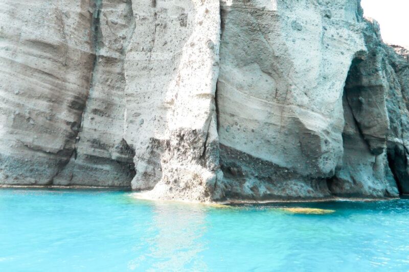 Santorini: Catamaran Tour With BBQ Meal and Unlimited Drinks - Itinerary and Highlights