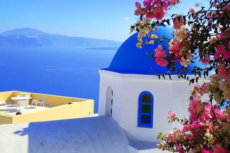 Santorini: Must-See Highlights Private Sightseeing Tour - Itinerary Highlights