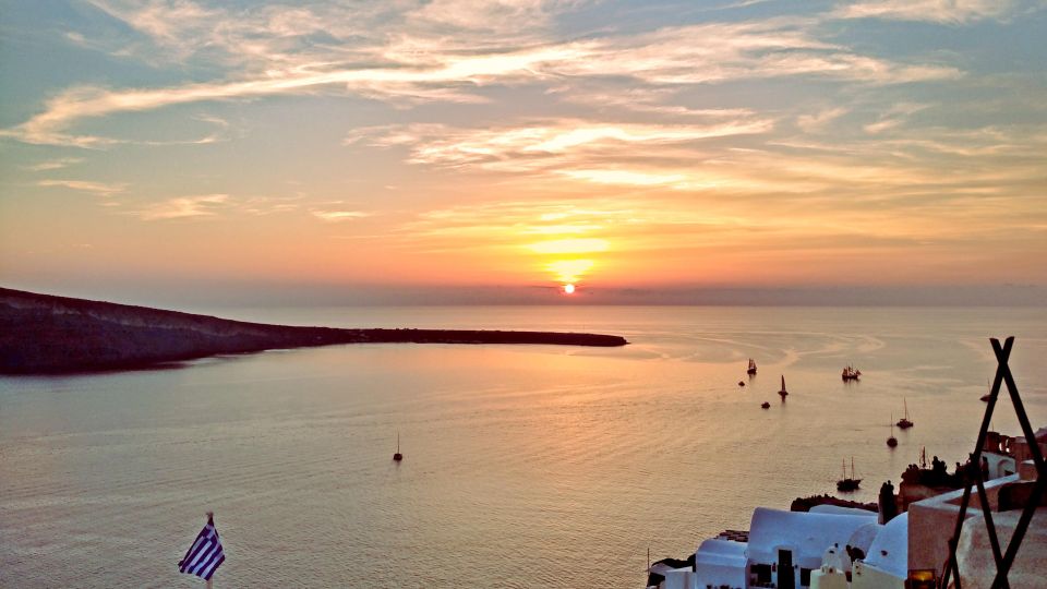 Santorini Panoramic Firostefani & Oia Blue Dome Private Tour - Itinerary Highlights