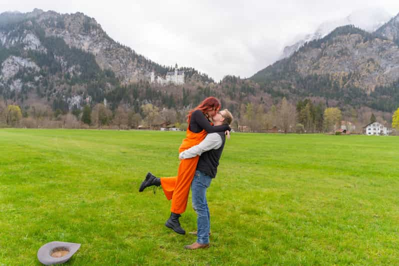 Schwangau: Private Photoshoot at Neuschwanstein Castle - Photoshoot Packages