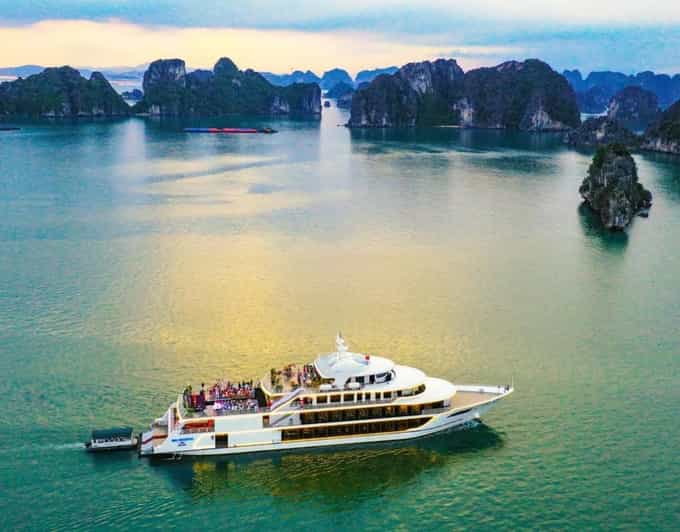 Sea Octopus Cruise - The Top Luxury Day Tour in Halong Bay - Itinerary Highlights