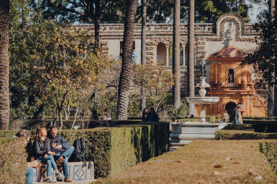 Seville: Alcázar Fast-Track Access With Guided Tour - Experience Highlights