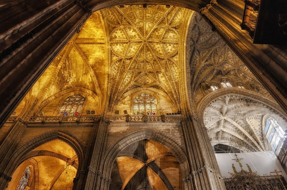 Seville: Cathedral, Giralda & Alcázar Guided Tour - Itinerary and Highlights