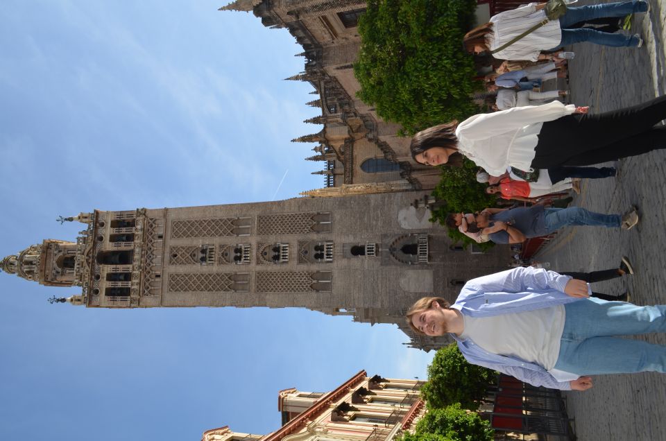 Seville: Cathedral Guided Tour W/ VR City Tour & Roof Lunch - Tour Highlights