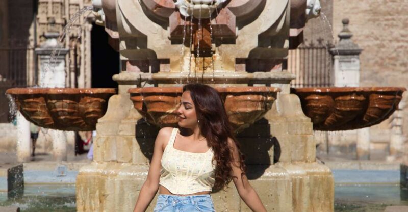 Seville: Professional Photoshoot Outside Cathedral & Giralda - Experience Highlights