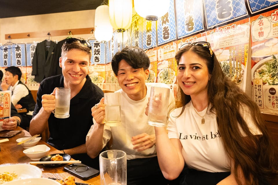 Shinjuku: Local Bar Hopping Tour in Tokyo - Itinerary Details