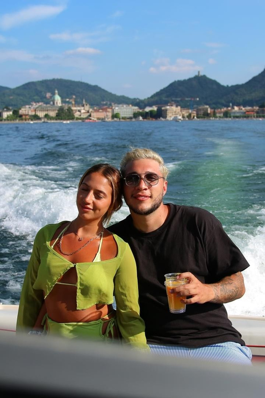 SHOOTING PHOTO FOR COUPLES IN VILLA ON LAKE COMO - Customizable Photography Services