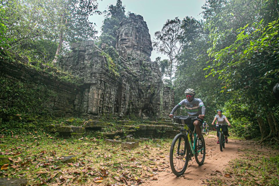 Siem Reap: Angkor Sunrise 2 Days Guided Bike Tour - Day 1: Angkor Sunrise