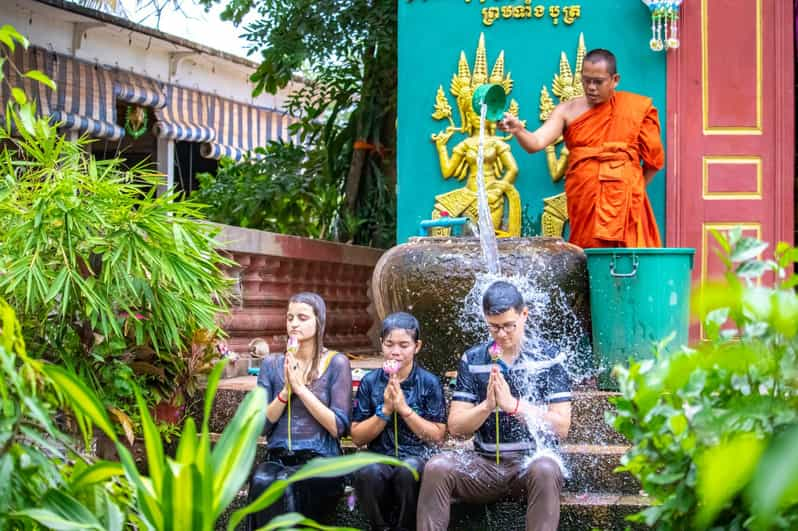 Siem Reap: Khmer Water Blessing by Monk and Lotus Farm Visit - Itinerary Highlights