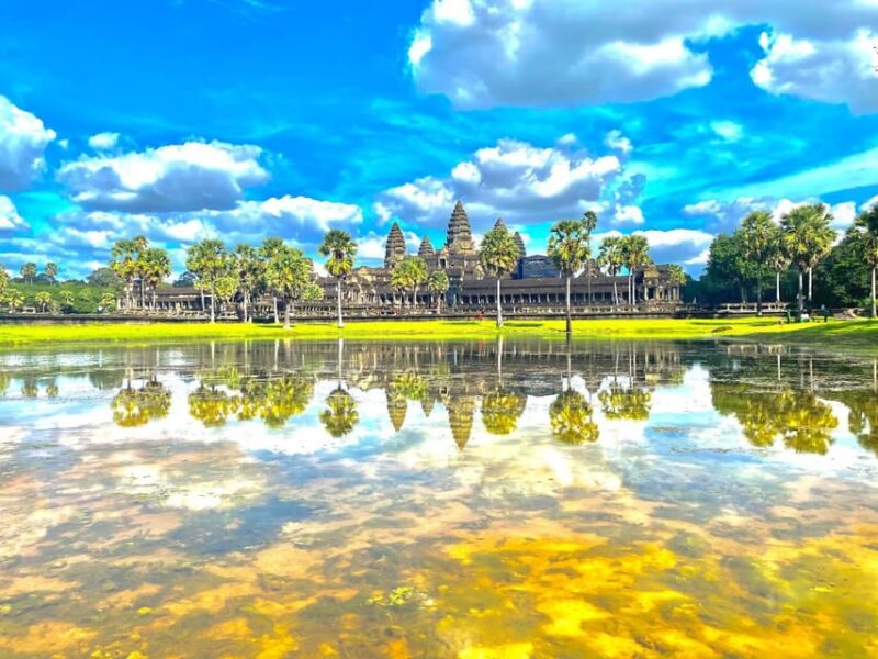 Siem Reap: Private Angkor Wat & Bakheng Mountain Sunset Tour - Highlights of the Experience