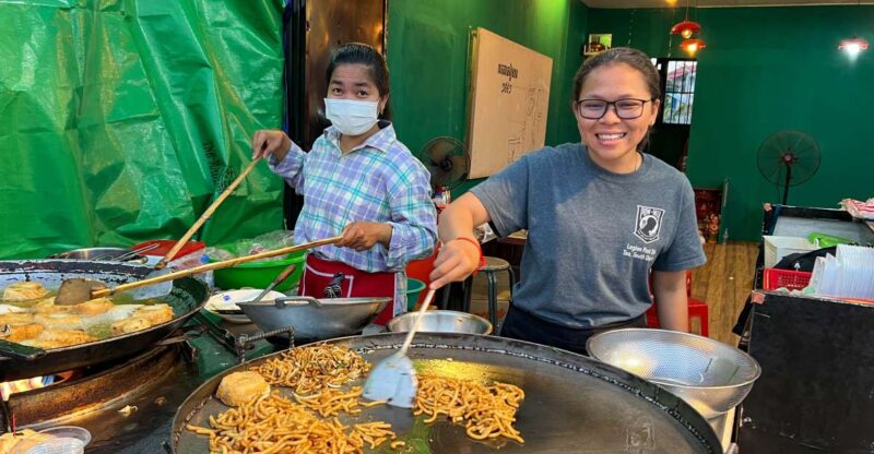 Siem Reap: Small Group Guided Authentic & Unique Food Tour - Unique Food Tastings